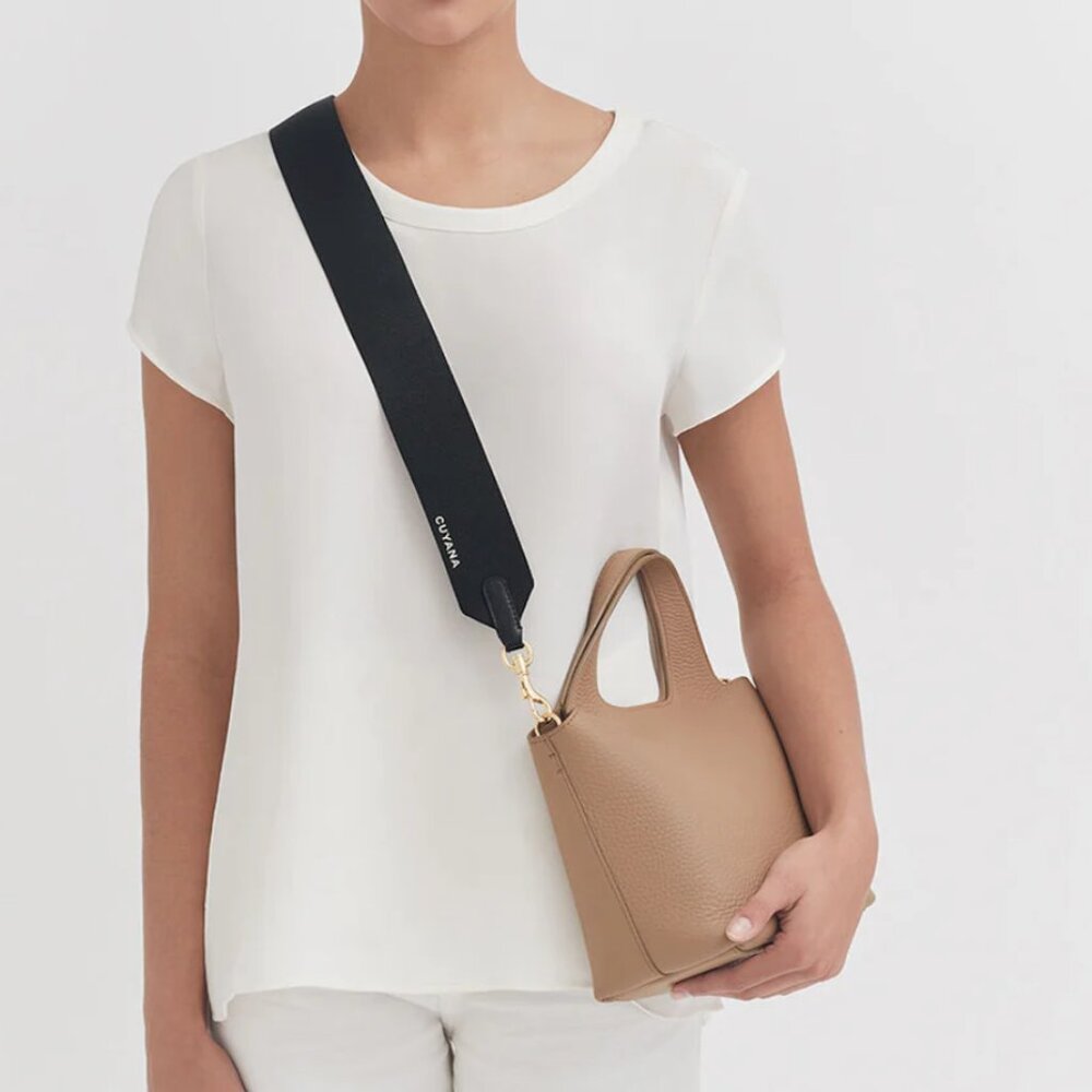 NWT Cuyana Fewer Better Strap in Black - Picture 4 of 8